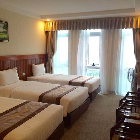 Vinh Plaza Hotel ภายนอก รูปภาพ