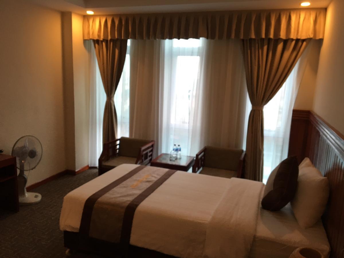 Vinh Plaza Hotel ภายนอก รูปภาพ