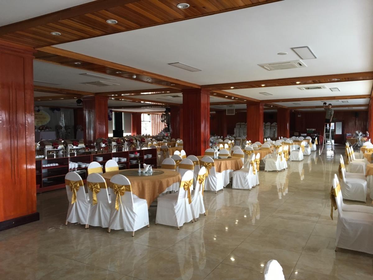 Vinh Plaza Hotel ภายนอก รูปภาพ