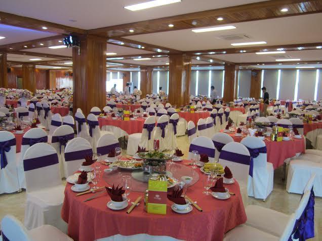 Vinh Plaza Hotel ภายนอก รูปภาพ