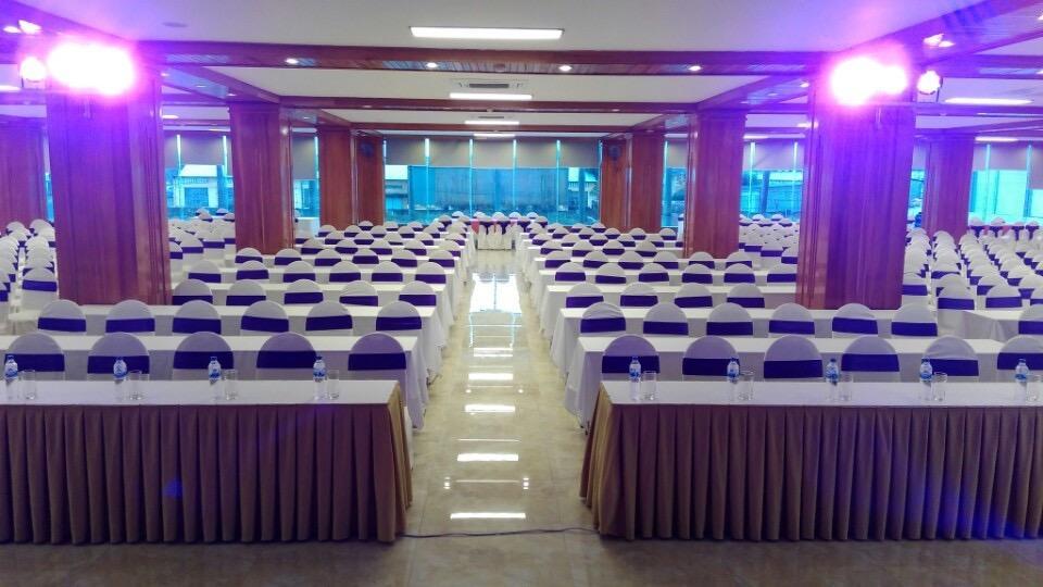 Vinh Plaza Hotel ภายนอก รูปภาพ